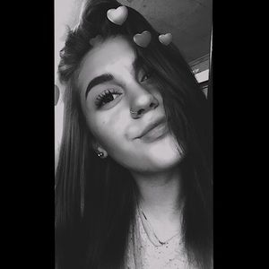 Meet your Posher, Livvy